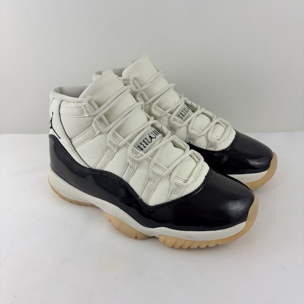 Air Jordan 11 Retro Neapolitan Women's 7.5 Sail Black Gum AR0715-101 Sneakers